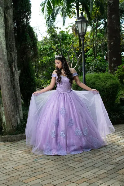 Sofía en el Museo El Castillo, foto 7