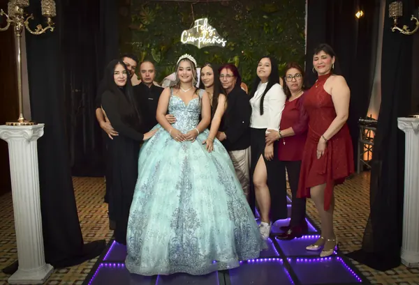 La fiesta de Valery, foto 11