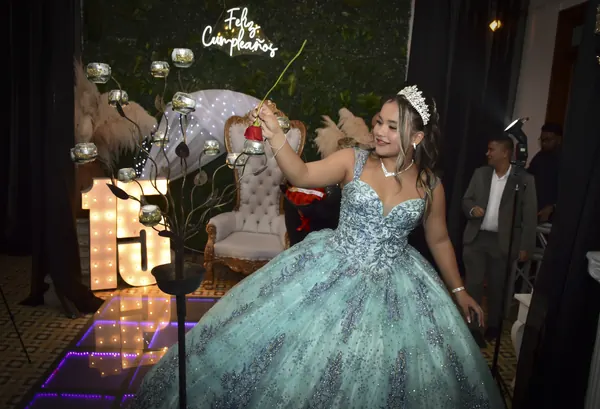 La fiesta de Valery, foto 7