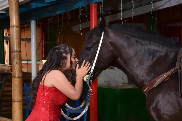 Prequince en Fotos con caballos (Fonda Guadalupe), foto 5
