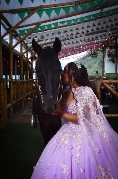 Prequince en Fotos con caballos (Fonda Guadalupe), foto 6